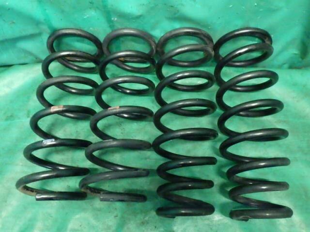 Coil Spring Set TOYOTA Mark II 2003 TA-GX110