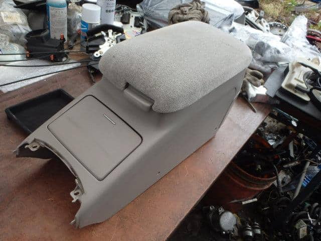 Console Box TOYOTA Mark II 2001 TA-GX110