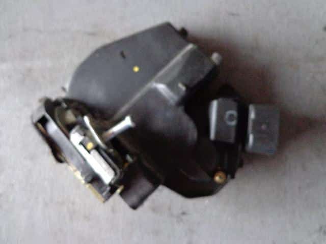 Rear Right Door Lock Actuator TOYOTA Mark II 2000 TA-GX110 6905022440